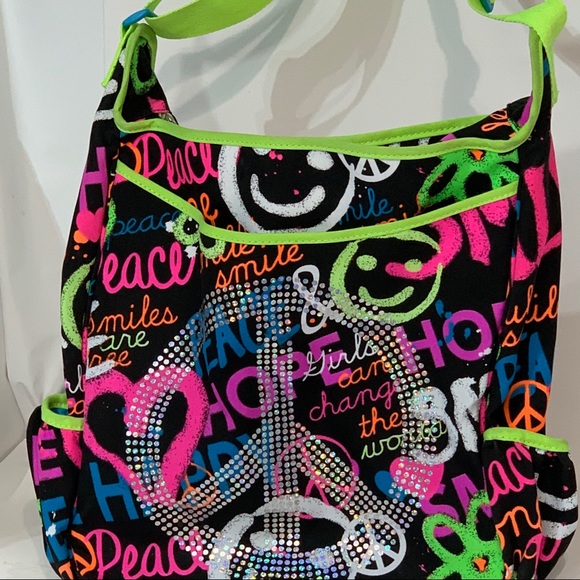 Graffiti tote Justice w/adjustable strap - Picture 7 of 8